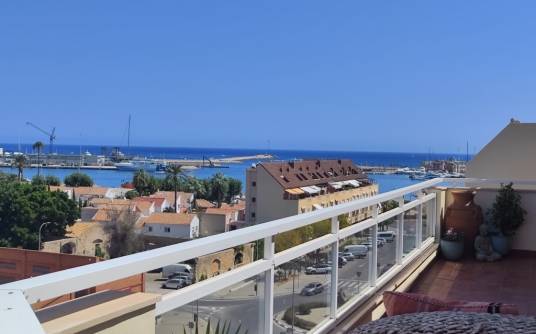 Апартаменты - Продажа - Denia - Club Náutico