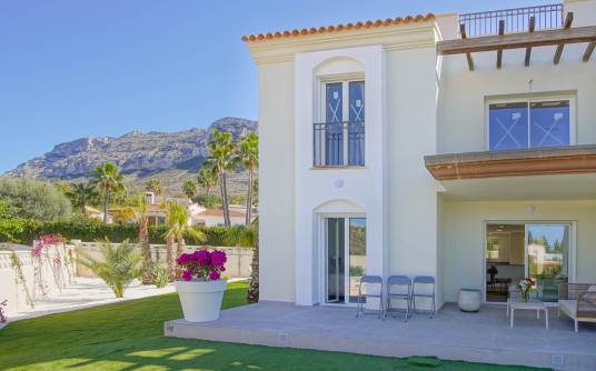 Апартаменты - Продажа - Denia - La Pedrera