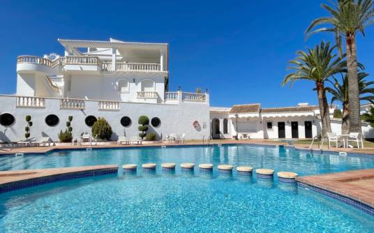 Апартаменты - Продажа - Moraira - La Sabatera