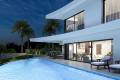 Nieuwe moderne villa met zeezicht te koop in Pego