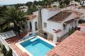 This semi-detached villa with a flat 1.4km walk to the beach and town centre