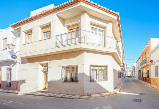 Town House - Sale - Gata de Gorgos - Centre