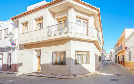 Town House - Sale - Gata de Gorgos - Centre