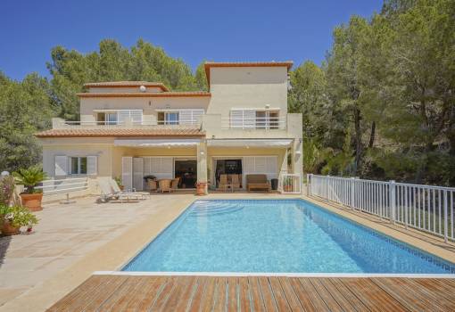 Вилла - Продажа - Calpe - La Empedrola