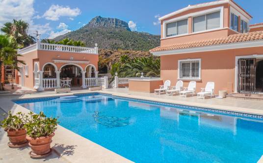 Вилла - Продажа - Calpe - Partida Maryvilla