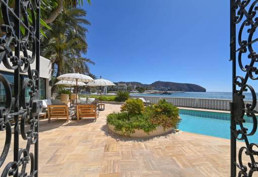 Вилла - Продажа - Moraira - TA-24758
