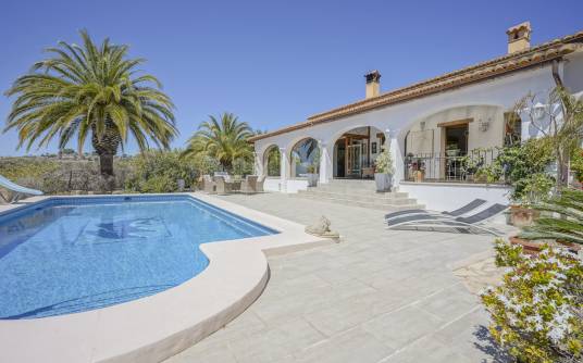 Villa - Sale - Benissa - Partida Llenes