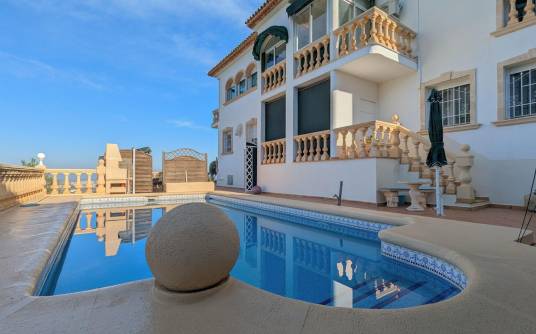 Villa - Sale - Denia - La Pedrera