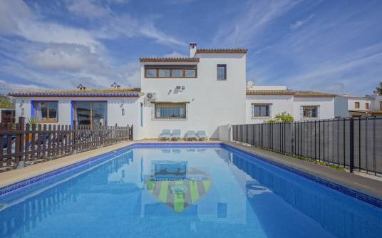 Villa - Sale - Teulada - La Fustera