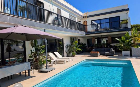 Villa - Sprzedaż - Calpe - Calalga