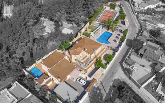 Villa - Sprzedaż - Denia - Corral de Calafat