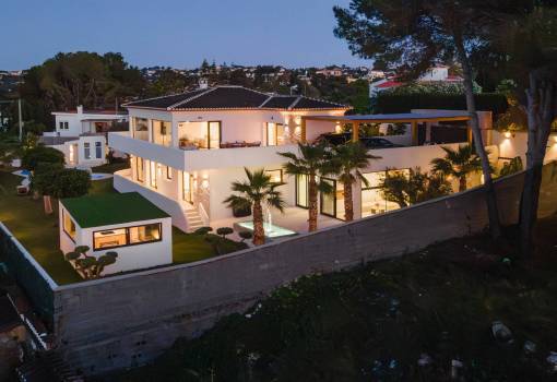 Villa - Sprzedaż - Javea - RM-17325