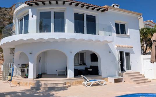 Villa - Sprzedaż - Moraira - El Portet