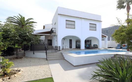 Villa - Uitverkoop - Albir - Albir