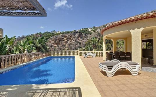 Villa - Uitverkoop - Benitachell - Encinas