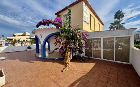 Villa - Venta - Denia - Les Marines
